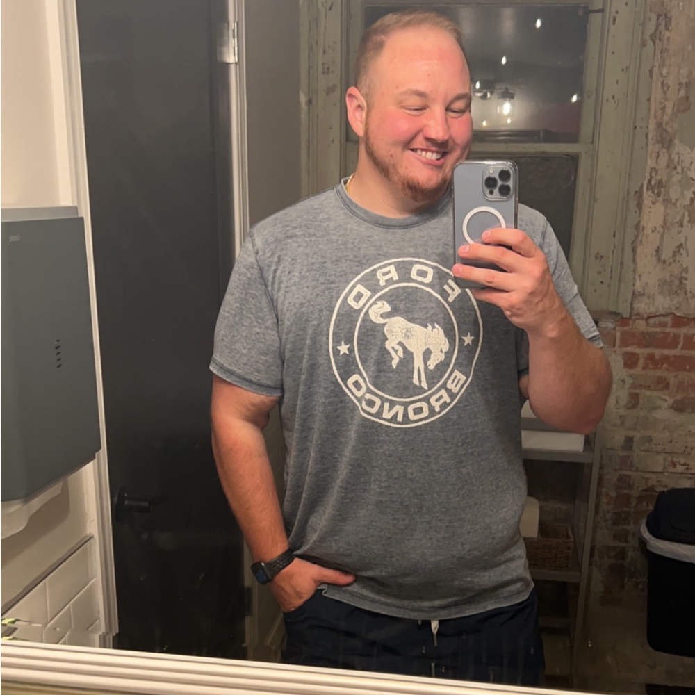 Meet your Posher, Alex